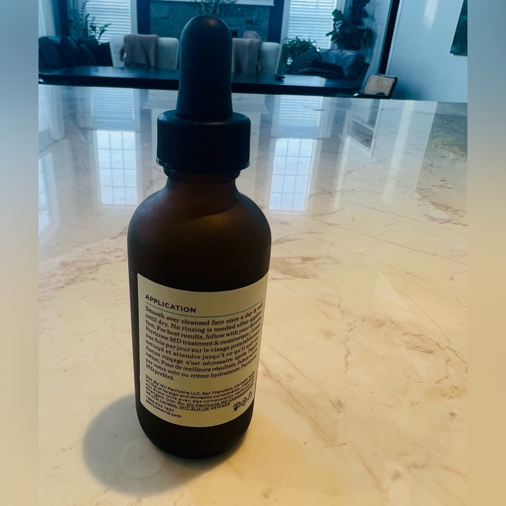 Perricone MD Exfoliating Peel(No rinse) - Picture 3 of 5